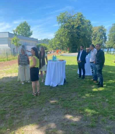 Die Senatorin Katharina Gnther-Wnsch erhlt erste Informationen